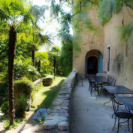 Bed & Breakfast Le Chateau D'uzer