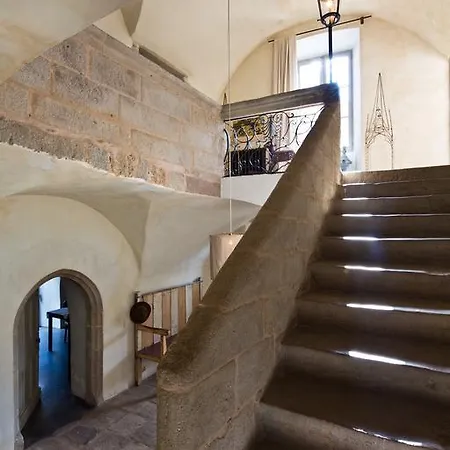 Le Chateau D'uzer Bed & Breakfast Uzer (Ardeche)