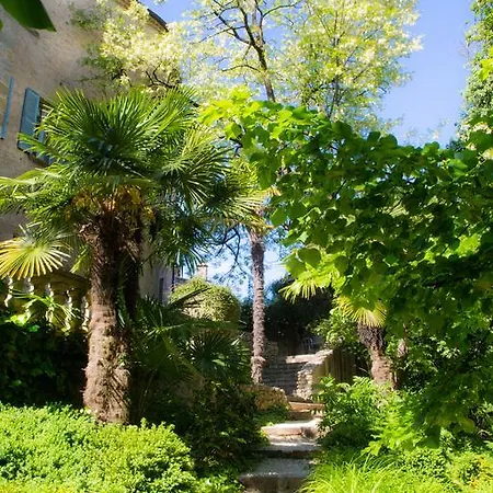 Le Chateau D'uzer Bed & Breakfast Uzer (Ardeche)
