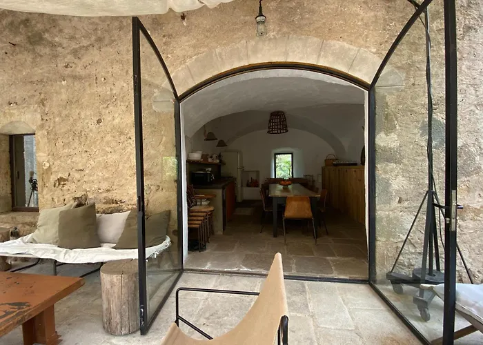 Le Chateau D'uzer Bed & Breakfast Uzer (Ardeche)