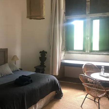 Couette-café Le Chateau D'uzer