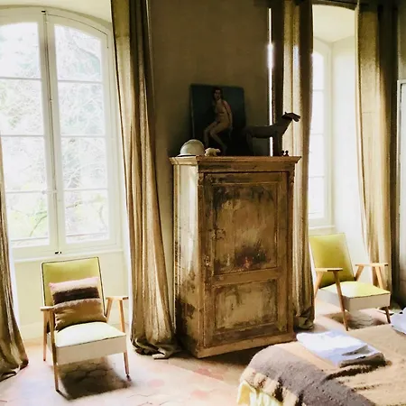 Alojamento de Acomodação e Pequeno-almoço Le Chateau D'uzer