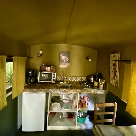 Le Chateau D'uzer 4* Uzer (Ardeche)