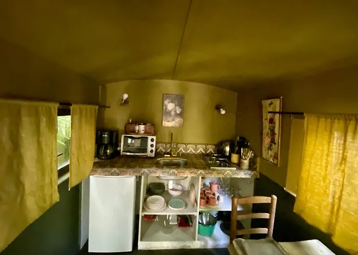 Le Chateau D'uzer 4* Uzer (Ardeche)
