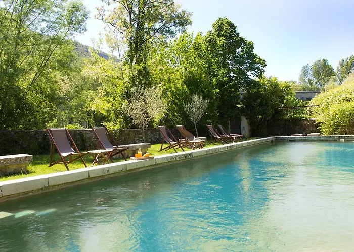 Le Chateau D'uzer 4*